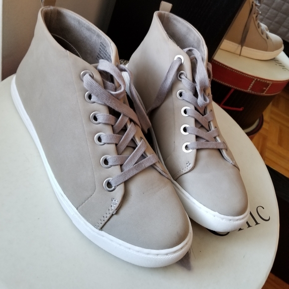 Kenneth Cole Sneakers - Picture 3 of 3